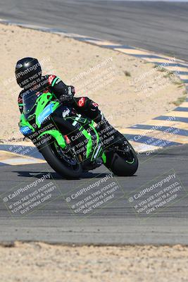 media/Mar-28-2022-Superbike Trackdays (Mon) [[b8603d0f67]]/Open Track Time/Turns 9 and 10/